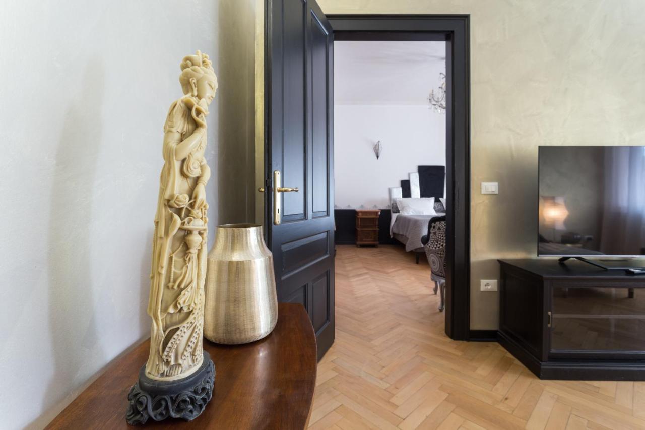 La Casa Di Gatsby Lusso In Pieno Centro Con Parcheggio Apartment Gorizia Ngoại thất bức ảnh