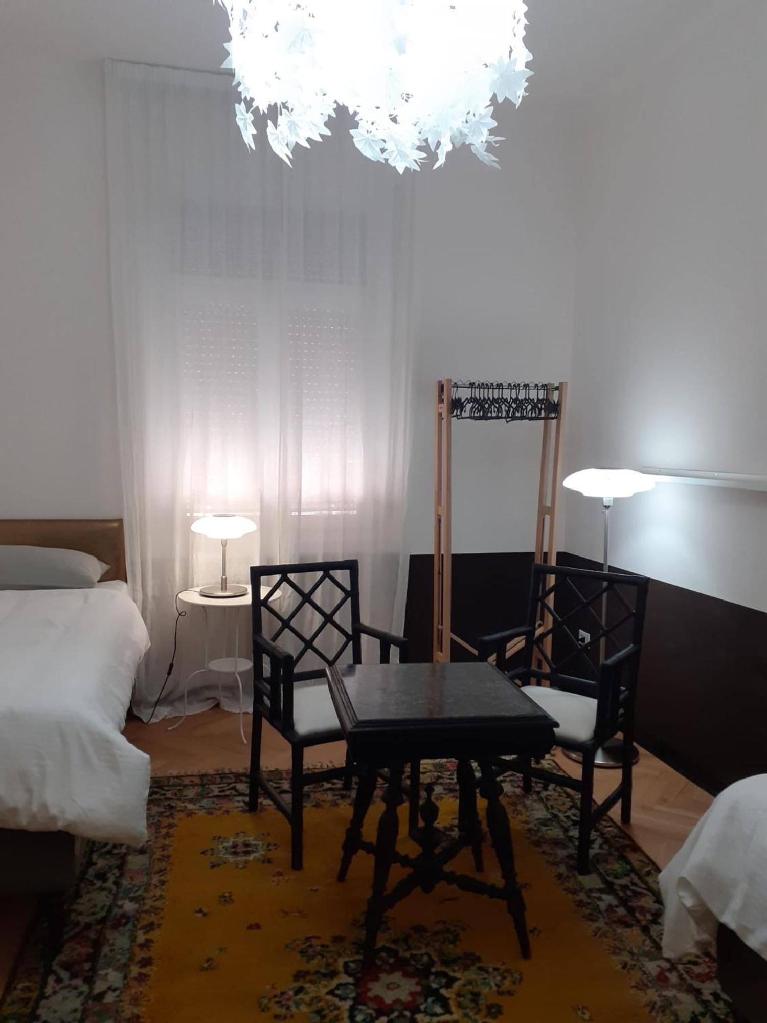 La Casa Di Gatsby Lusso In Pieno Centro Con Parcheggio Apartment Gorizia Ngoại thất bức ảnh